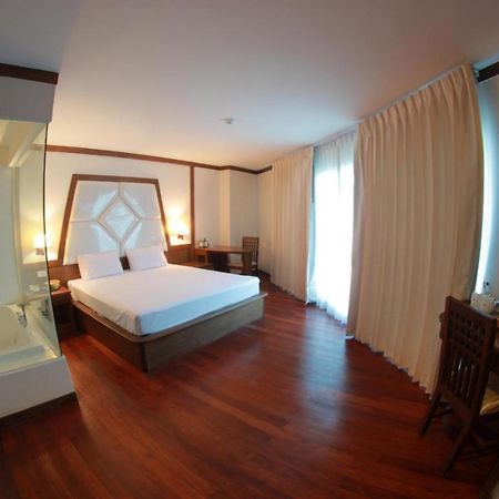 River City Hotel Mukdahan Exterior foto