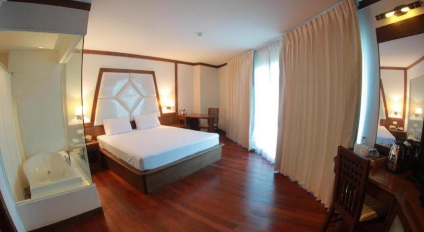 River City Hotel Mukdahan Exterior foto